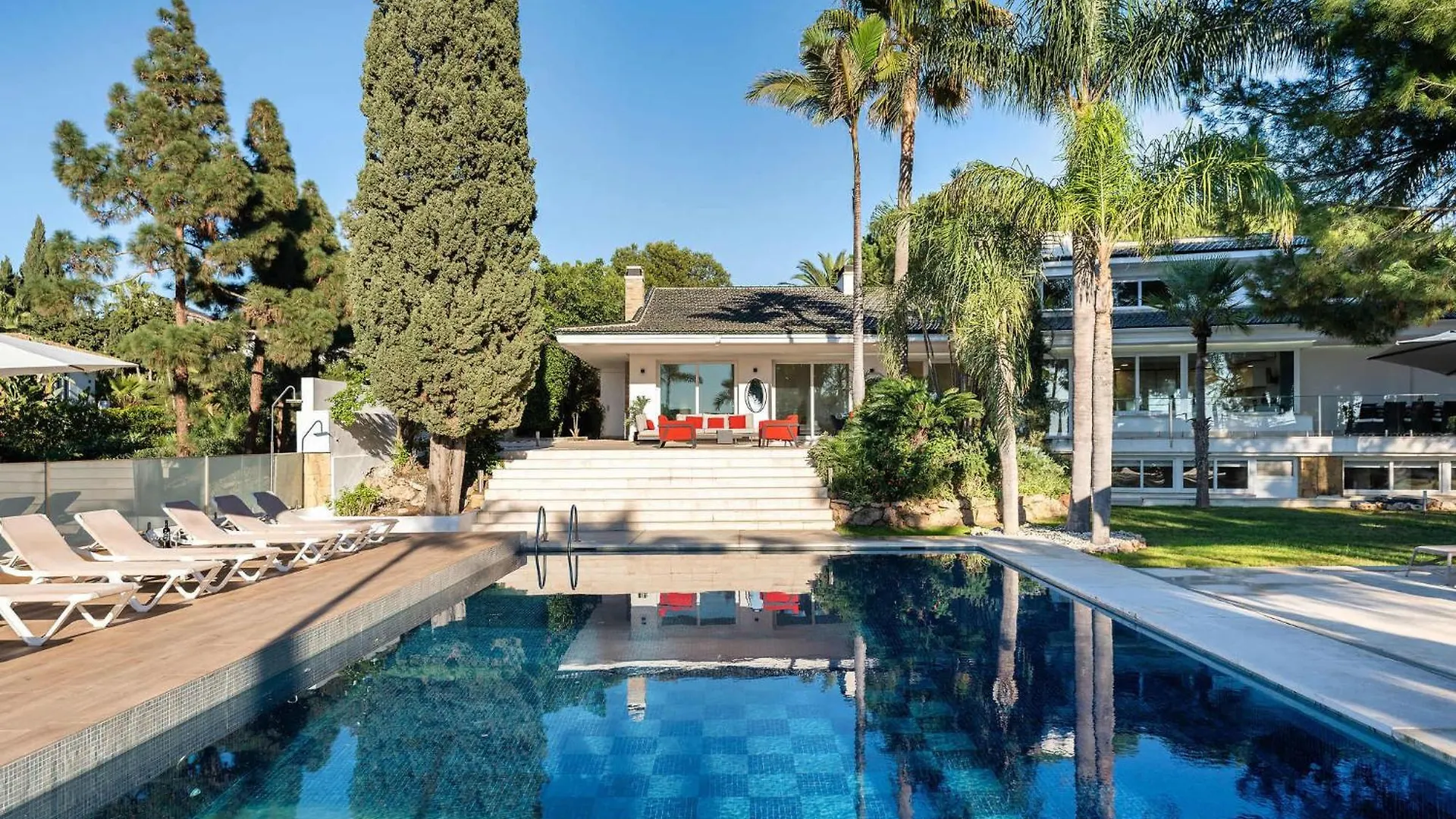 Villa Anna Pool Gym Cinema Spa Pool 7 Bedrooms Marbella