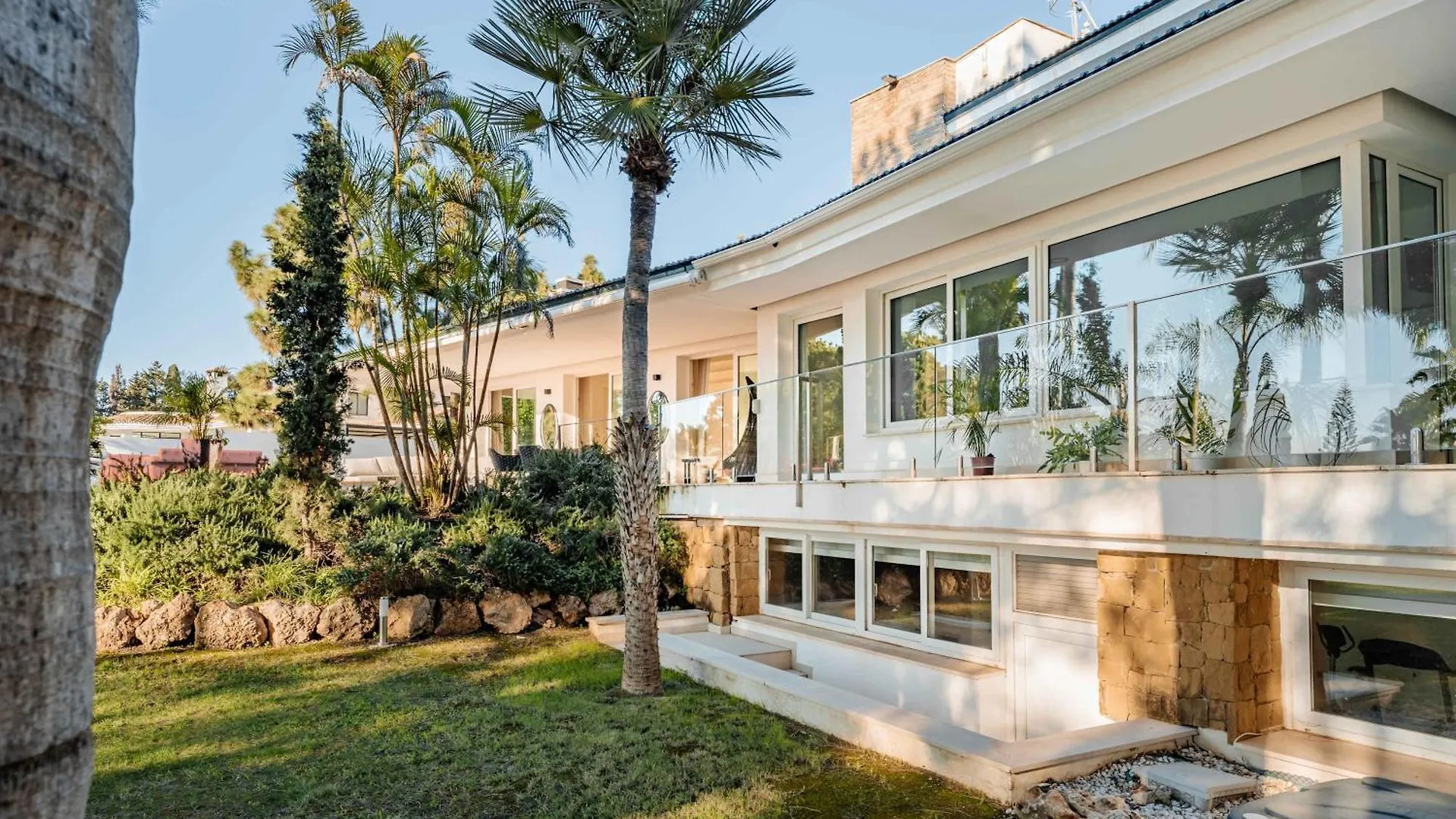 Villa Anna Pool Gym Cinema Spa Pool 7 Bedrooms Marbella 0*,  Spain